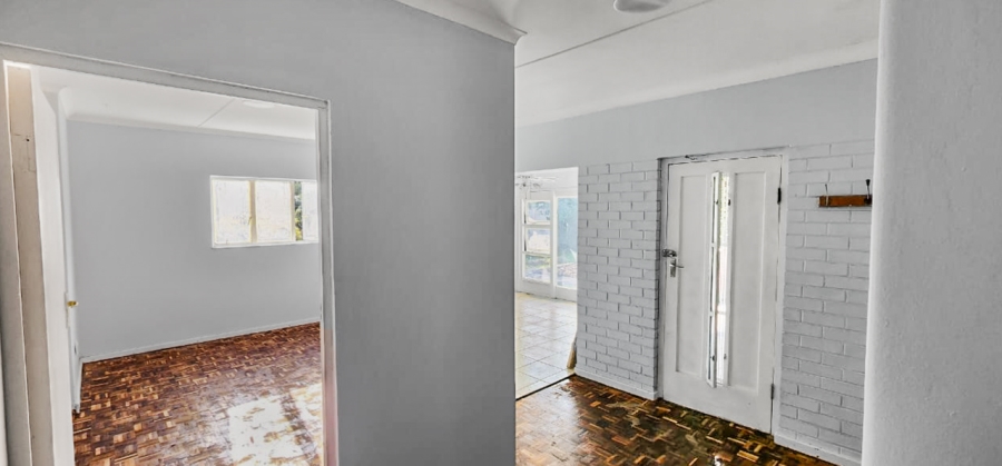 6 Bedroom Property for Sale in Cambridge Eastern Cape